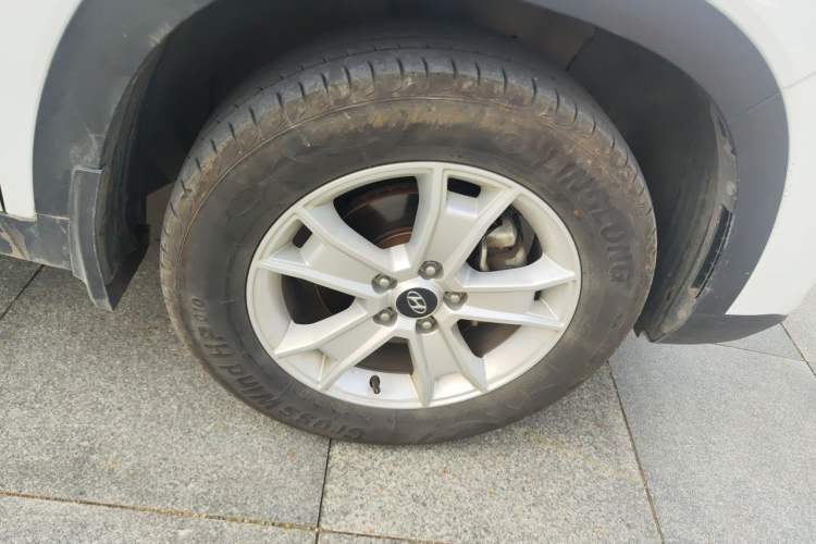 Used Hyundai ix35 2018 2.0L Manual Two-Wheel Drive Zhiyong·Changzhi Edition Right Front Wheel Hub