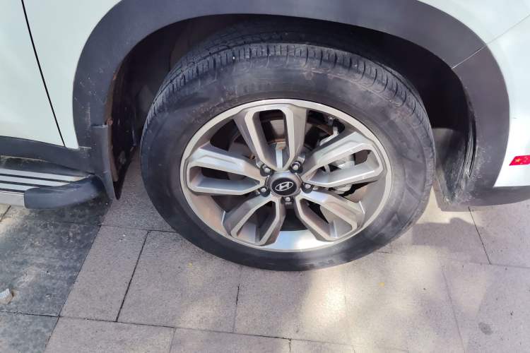 Used Hyundai ix35 2018 2.0L Automatic 2WD Zhiyong·Changxiang Edition Right Front Wheel Hub