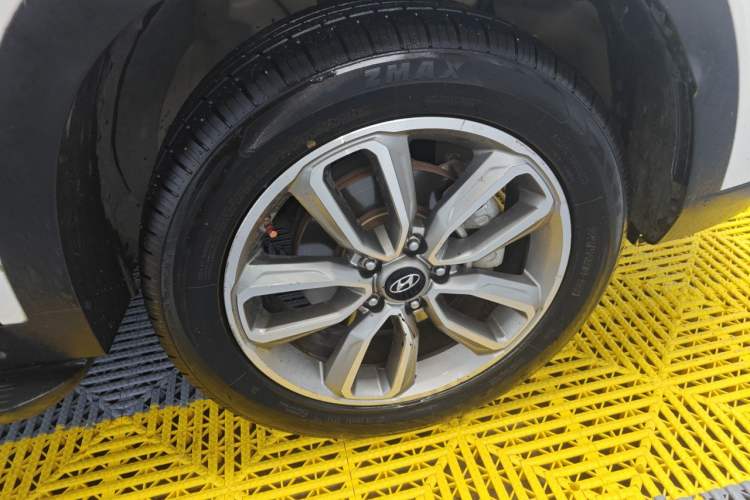 Used Hyundai ix35 2018 2.0L Automatic 2WD Zhiyong·Changxiang Edition Right Front Wheel Hub