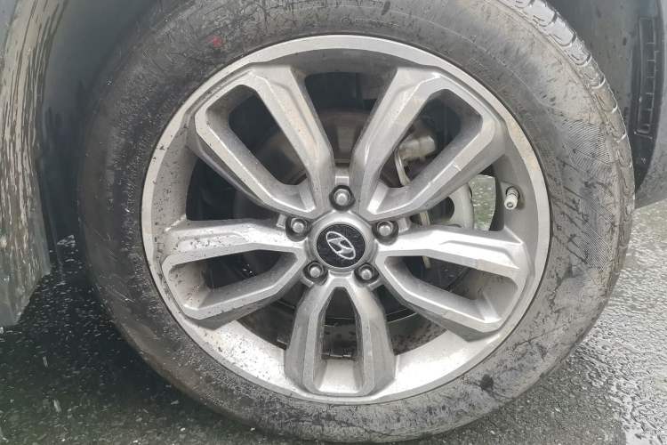 Used Hyundai ix35 2018 2.0L Automatic 2WD Zhiyong·Changxiang Edition Right Front Wheel Hub