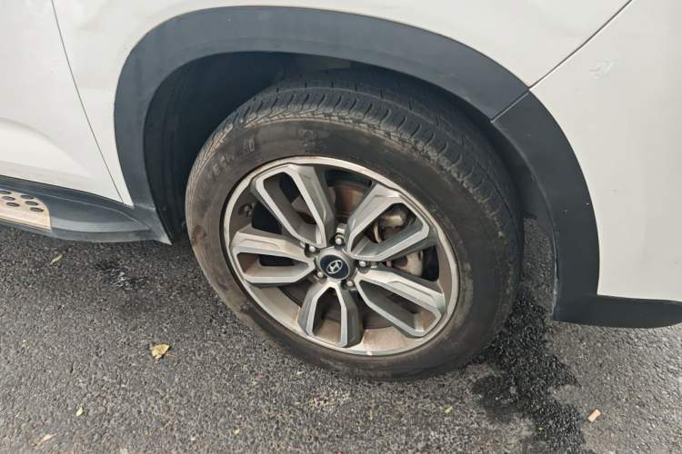 Used Hyundai ix35 2018 2.0L Automatic 2WD Zhiyong·Changxiang Edition Right Front Wheel Hub