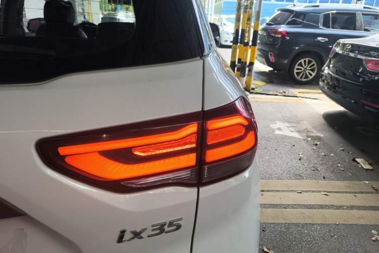 Used Hyundai ix35 2018 2.0L Automatic 2WD Zhiyong·Changxiang Edition Right Rear Taillight