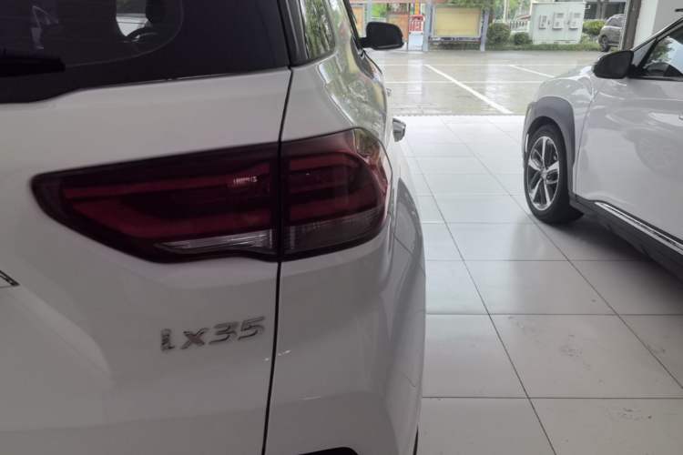 Used Hyundai ix35 2018 2.0L Automatic 2WD Zhiyong·Changxiang Edition Right Rear Taillight