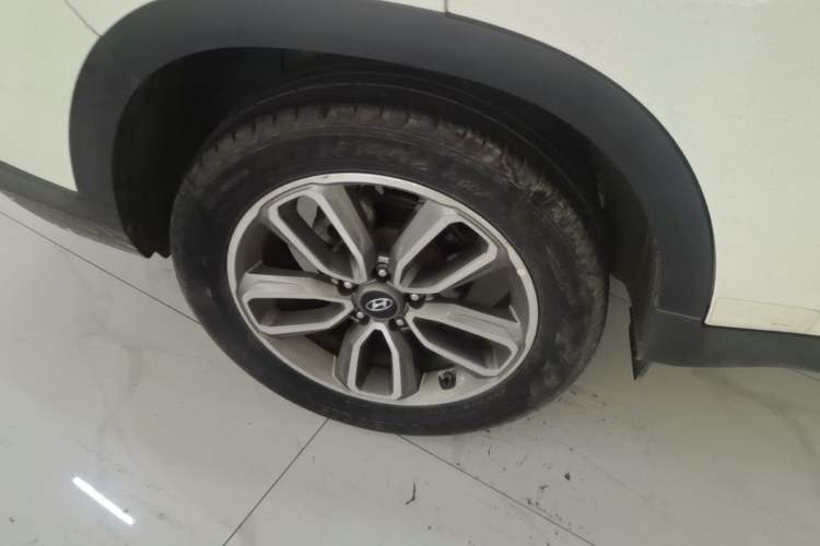 Used Hyundai ix35 2018 2.0L Automatic 2WD Zhiyong·Changxiang Edition Right Rear Wheel Hub