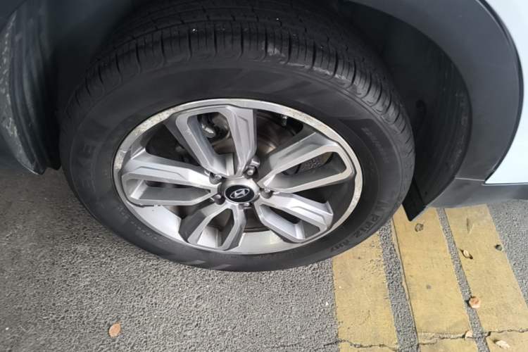 Used Hyundai ix35 2018 2.0L Automatic 2WD Zhiyong·Changxiang Edition Right Rear Wheel Hub