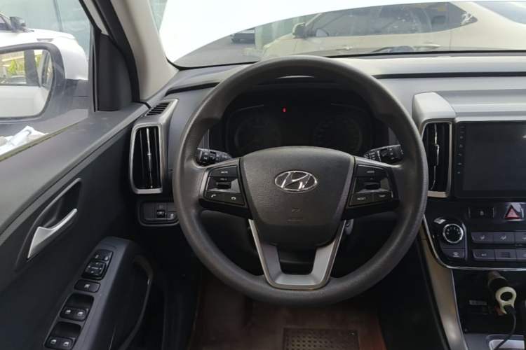 Used Hyundai ix35 2018 2.0L Automatic 2WD Zhiyong·Changzhi Edition Steering Wheel