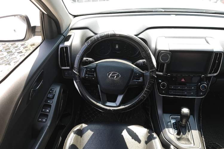Used Hyundai ix35 2018 2.0L Automatic 2WD Zhiyong·Changxiang Edition Steering Wheel