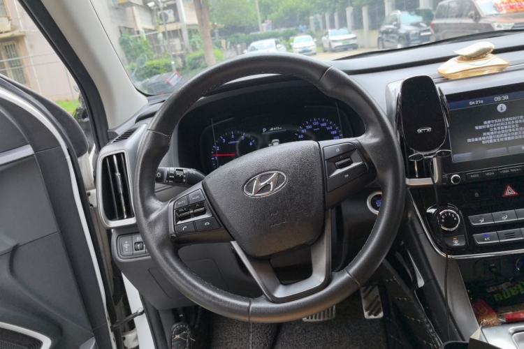 Used Hyundai ix35 2018 2.0L Automatic 2WD Zhiyong·Changxiang Edition Steering Wheel