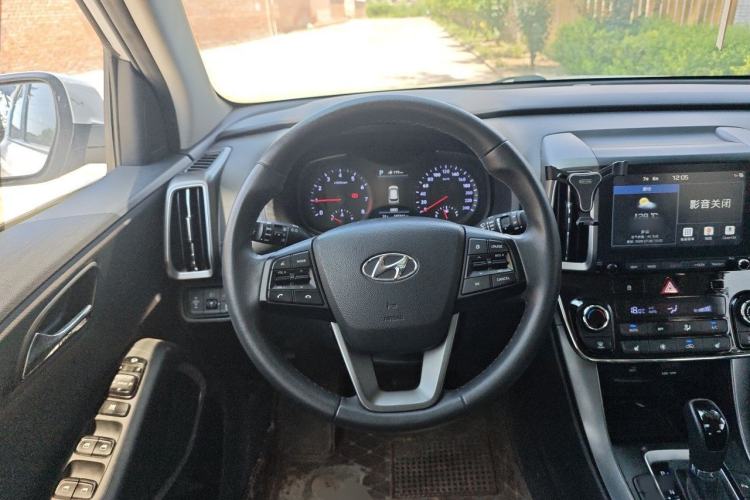 Used Hyundai ix35 2018 2.0L Automatic Two-Wheel Drive Zhiyong·Changlian Edition Steering Wheel