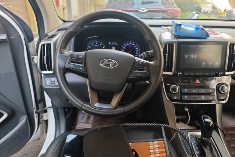 Used Hyundai ix35 2018 2.0L Automatic 2WD Zhiyong·Changxiang Edition Steering Wheel