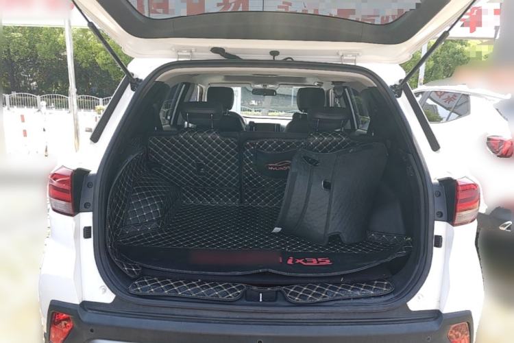Used Hyundai ix35 2018 2.0L Automatic 2WD Zhiyong·Changxiang Edition Trunk