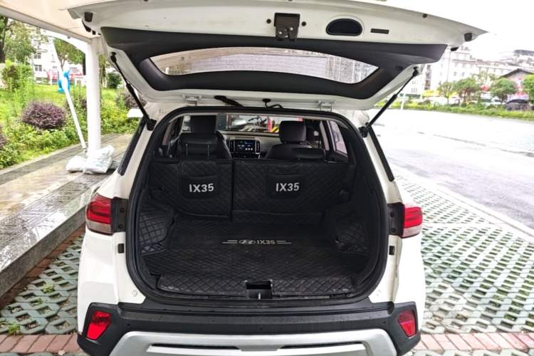 Used Hyundai ix35 2018 2.0L Automatic 4x4 Zhiyong – Flagship Edition Trunk