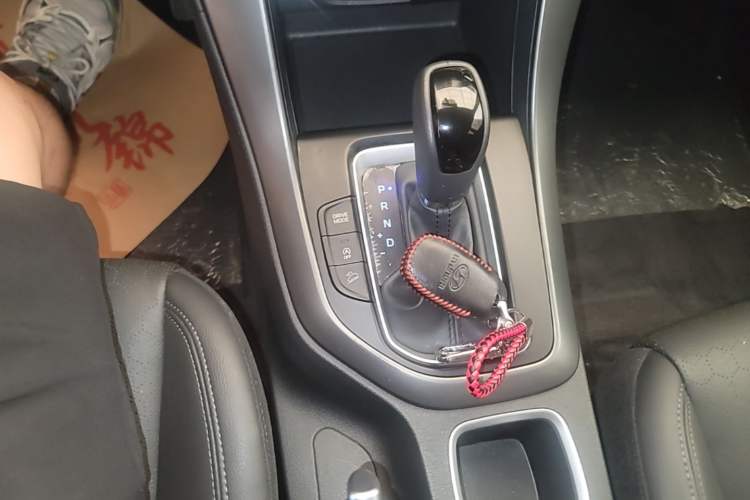Used Hyundai ix35 2018 2.0L Automatic 2WD Zhiyong·Changxiang Edition Gear Lever