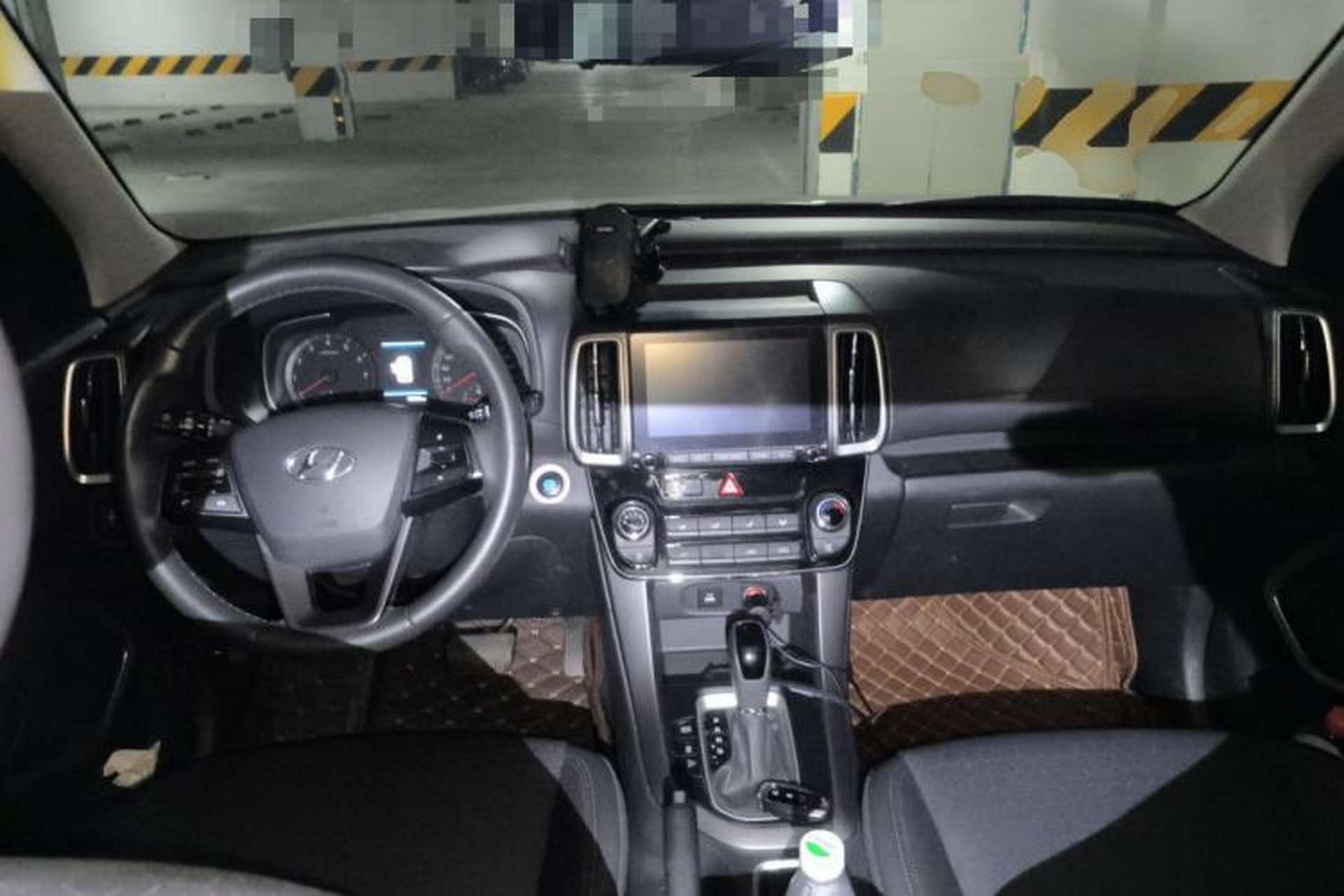 Used Hyundai ix35 2019 2.0L Automatic 2WD Zhiyong·Changxiang Edition China V Standard Center Console