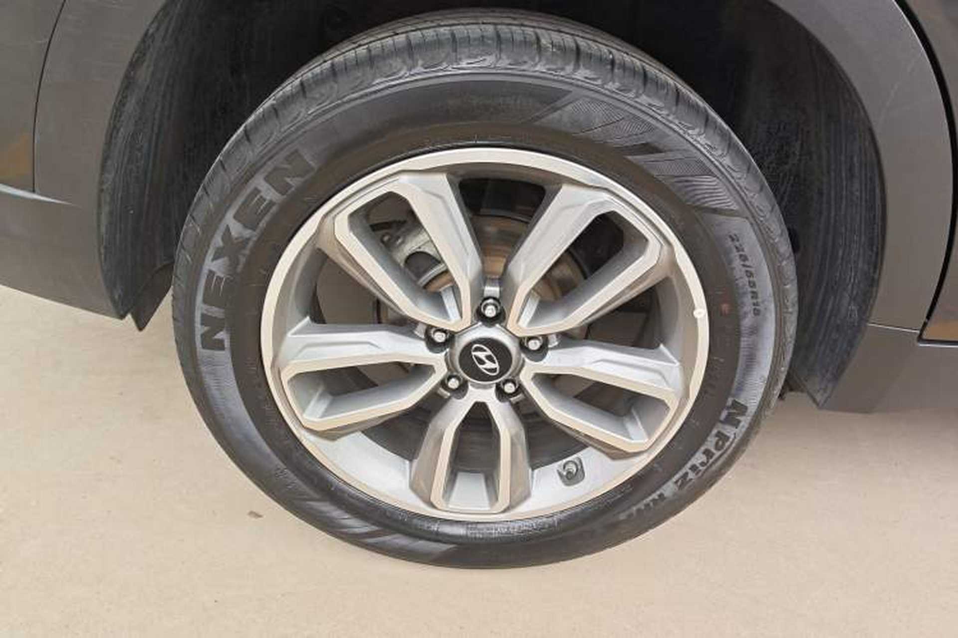 Used Hyundai ix35 2019 2.0L Automatic 2WD Zhiyong·Changxiang Edition China VI Standard Exterior 5