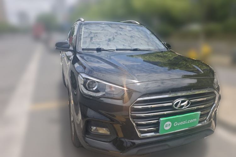 Used Hyundai ix35 2019 2.0L Automatic 2WD Zhiyong·Changxiang Edition China VI Standard Front Right 45 Deg