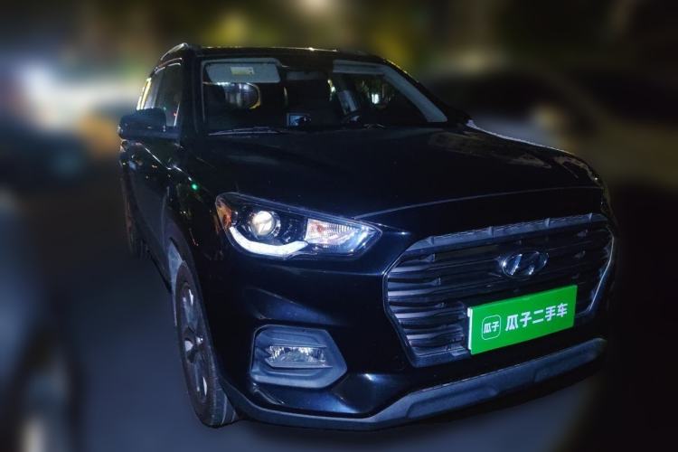 Used Hyundai ix35 2019 2.0L Automatic 2WD Zhiyong·Changxiang Edition China V Standard Front Right 45 Deg