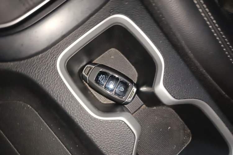 Used Hyundai ix35 2019 2.0L Automatic 2WD Zhiyong·Changxiang Edition China VI Standard Interior 1