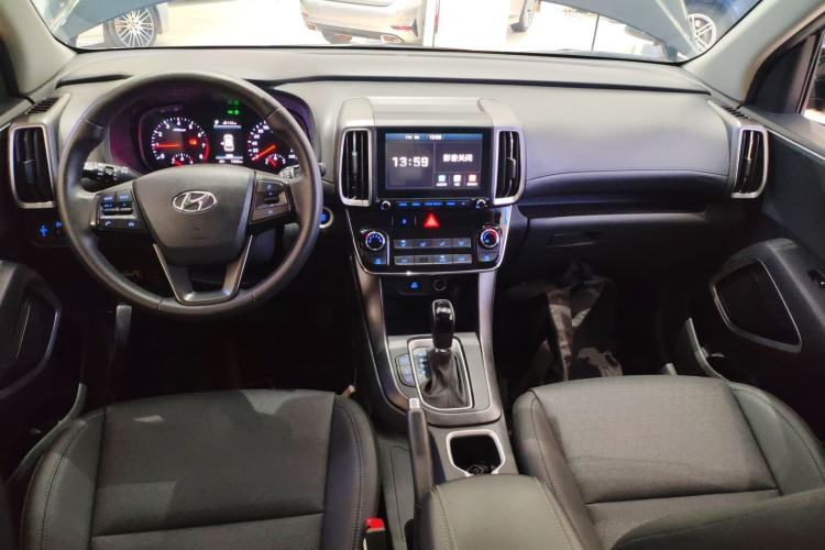 Used Hyundai ix35 2019 2.0L Automatic 2WD Zhiyong·Changxiang Edition China VI Standard Interior 2