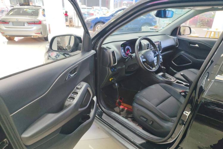 Used Hyundai ix35 2019 2.0L Automatic 2WD Zhiyong·Changxiang Edition China VI Standard Interior 3