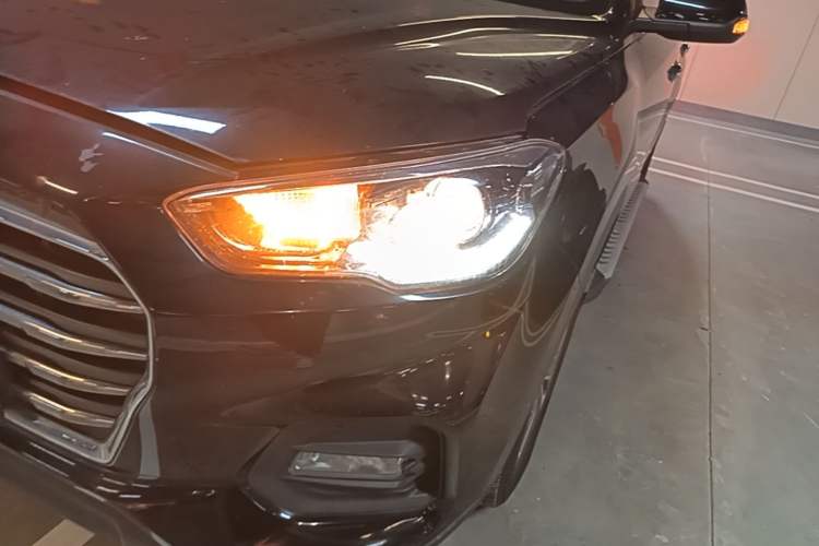 Used Hyundai ix35 2019 2.0L Automatic 2WD Zhiyong·Changxiang Edition China VI Standard Left Front Headlight