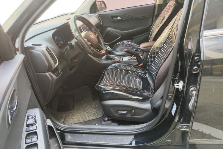 Used Hyundai ix35 2019 2.0L Automatic 2WD Zhiyong·Changxiang Edition China V Standard Left Front Seat