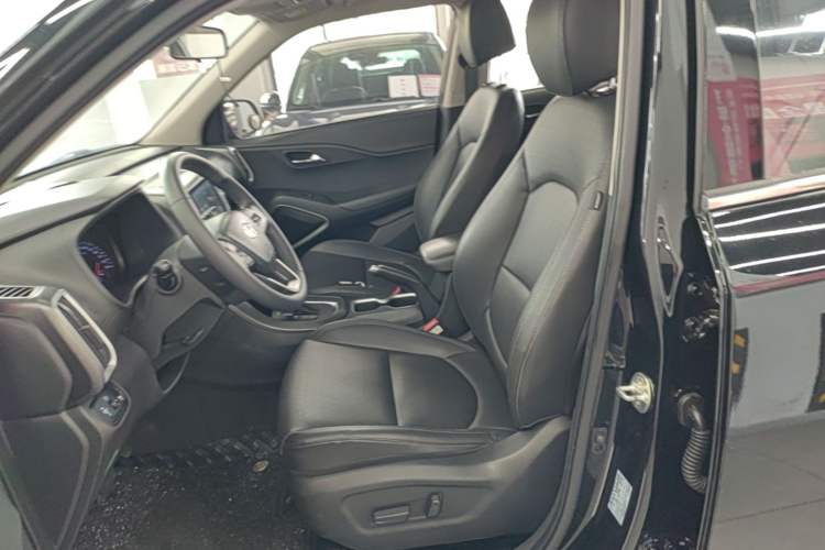 Used Hyundai ix35 2019 2.0L Automatic 2WD Zhiyong·Changxiang Edition China VI Standard Left Front Seat