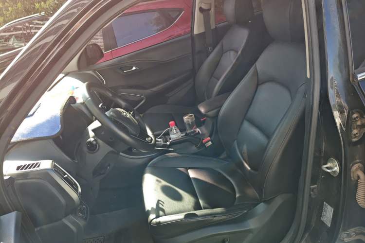Used Hyundai ix35 2019 2.0L Automatic 2WD Zhiyong·Changxiang Edition China VI Standard Left Front Seat
