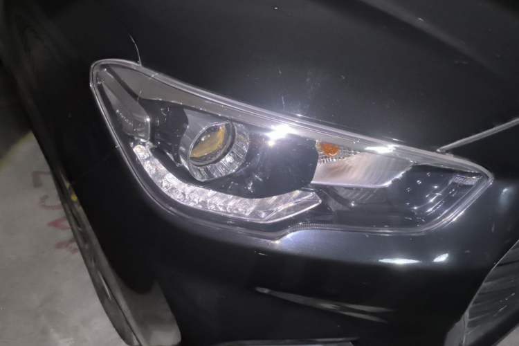 Used Hyundai ix35 2019 2.0L Automatic 2WD Zhiyong·Changxiang Edition China V Standard Right Front Headlight