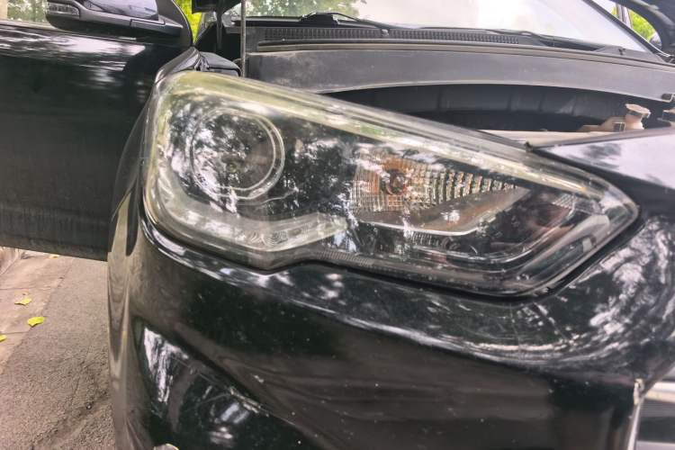 Used Hyundai ix35 2019 2.0L Automatic 2WD Zhiyong·Changxiang Edition China VI Standard Right Front Headlight