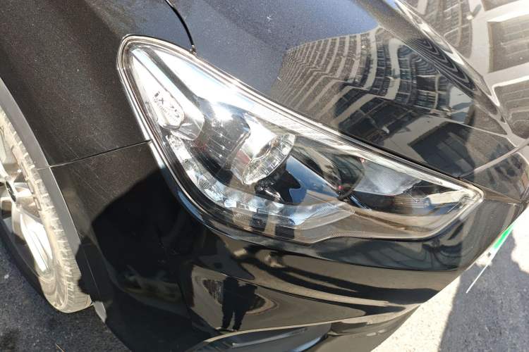 Used Hyundai ix35 2019 2.0L Automatic 2WD Zhiyong·Changxiang Edition China VI Standard Right Front Headlight