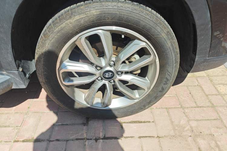 Used Hyundai ix35 2019 2.0L Automatic 2WD Zhiyong·Changxiang Edition China V Standard Right Front Wheel Hub