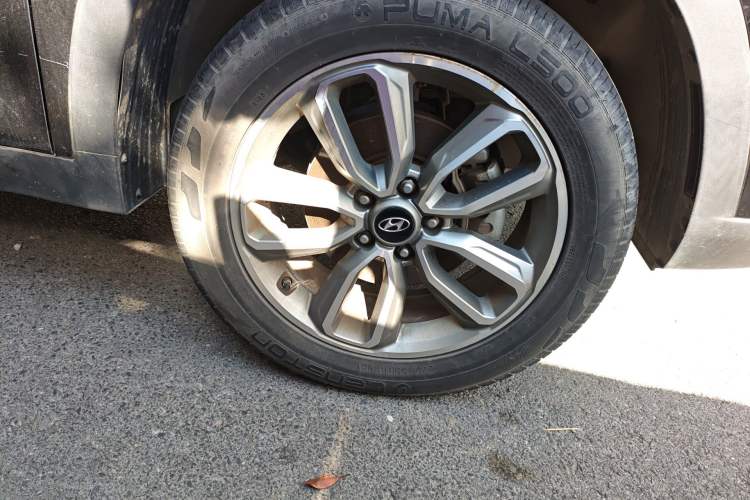 Used Hyundai ix35 2019 2.0L Automatic 2WD Zhiyong·Changxiang Edition China VI Standard Right Front Wheel Hub