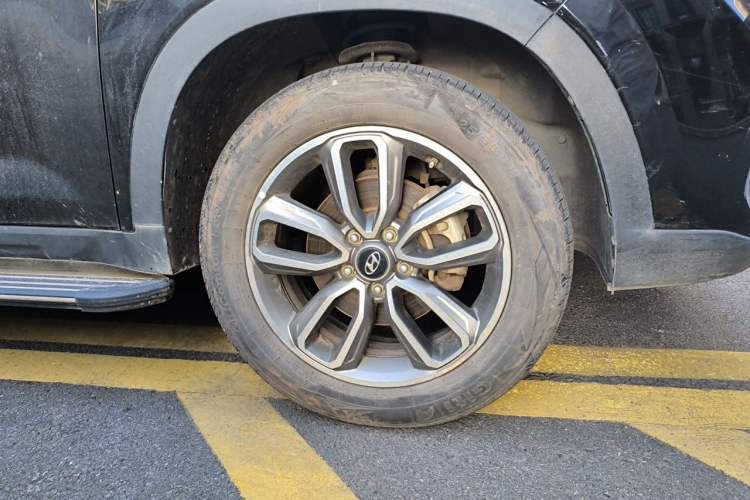 Used Hyundai ix35 2019 2.0L Automatic 2WD Zhiyong·Changxiang Edition China VI Standard Right Front Wheel Hub