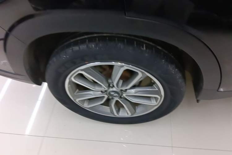 Used Hyundai ix35 2019 2.0L Automatic 2WD Zhiyong·Changxiang Edition China VI Standard Right Rear Wheel Hub