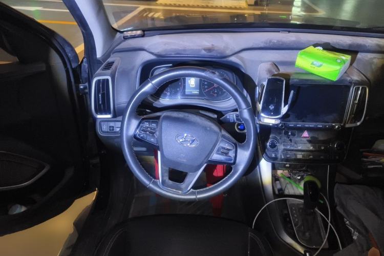 Used Hyundai ix35 2019 2.0L Automatic 2WD Zhiyong·Changxiang Edition China VI Standard Steering Wheel