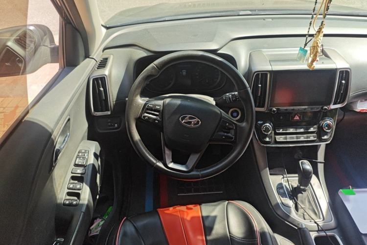 Used Hyundai ix35 2019 2.0L Automatic 2WD Zhiyong·Changxiang Edition China V Standard Steering Wheel