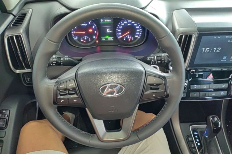 Used Hyundai ix35 2019 2.0L Automatic 2WD Zhiyong·Changxiang Edition China VI Standard Steering Wheel