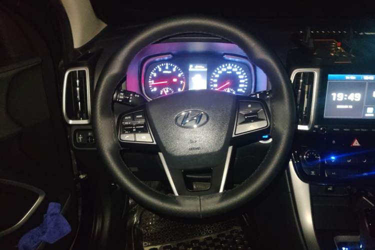 Used Hyundai ix35 2019 2.0L Automatic 2WD Zhiyong·Changxiang Edition China V Standard Steering Wheel