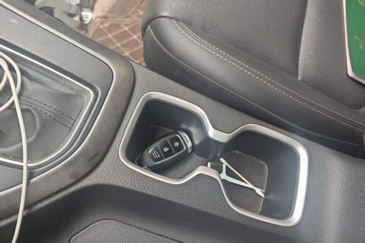 Used Hyundai ix35 2019 2.0L Automatic 2WD Zhiyong·Changxiang Edition China VI Standard Vehicle Key
