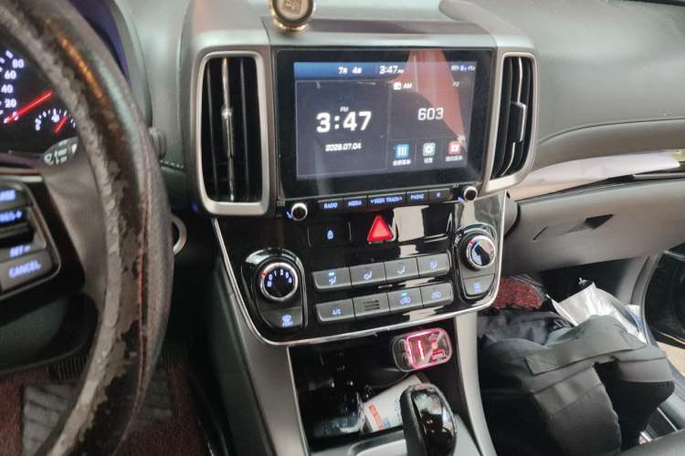 Used Hyundai ix35 2019 2.0L Automatic 2WD Zhiyong·Changxiang Edition China VI Standard Audio And AC Panel