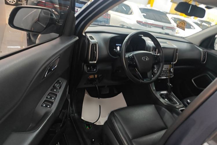 Used Hyundai ix35 2019 2.0L Automatic 2WD Zhiyong·Changxiang Edition China V Standard Driver Seat