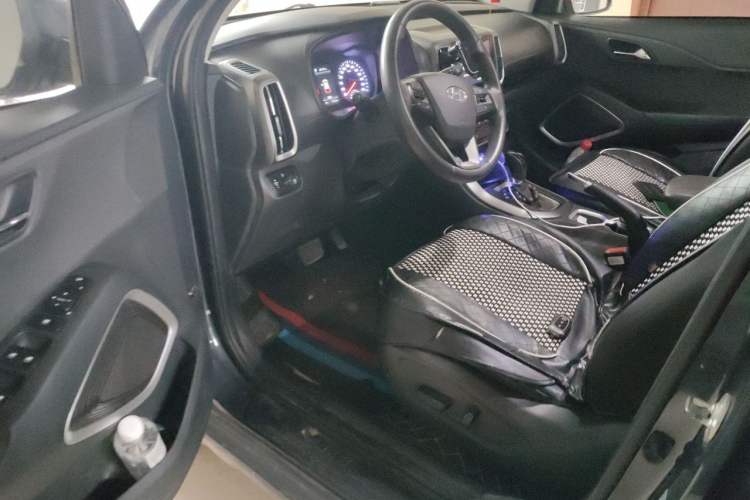 Used Hyundai ix35 2019 2.0L Automatic 2WD Zhiyong·Changxiang Edition China VI Standard Driver Seat