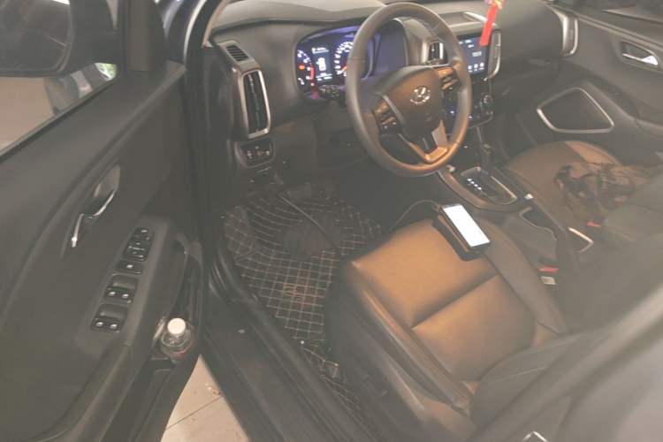 Used Hyundai ix35 2019 2.0L Automatic 2WD Zhiyong·Changxiang Edition China VI Standard Driver Seat