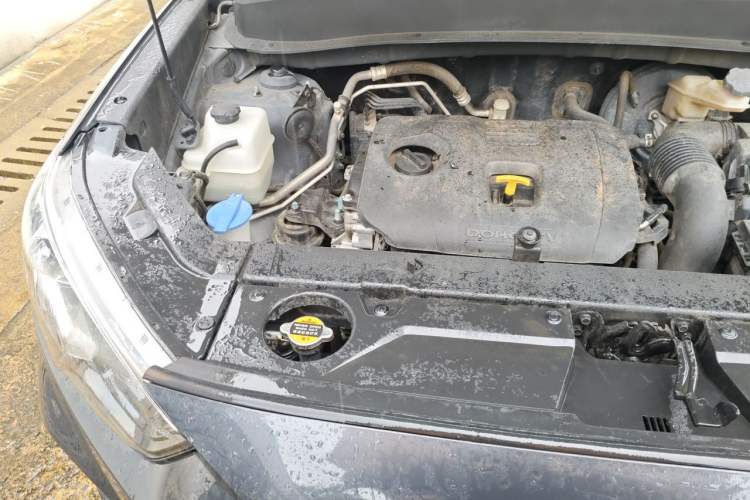 Used Hyundai ix35 2019 2.0L Automatic 2WD Zhiyong·Changxiang Edition China V Standard Engine Bay Right