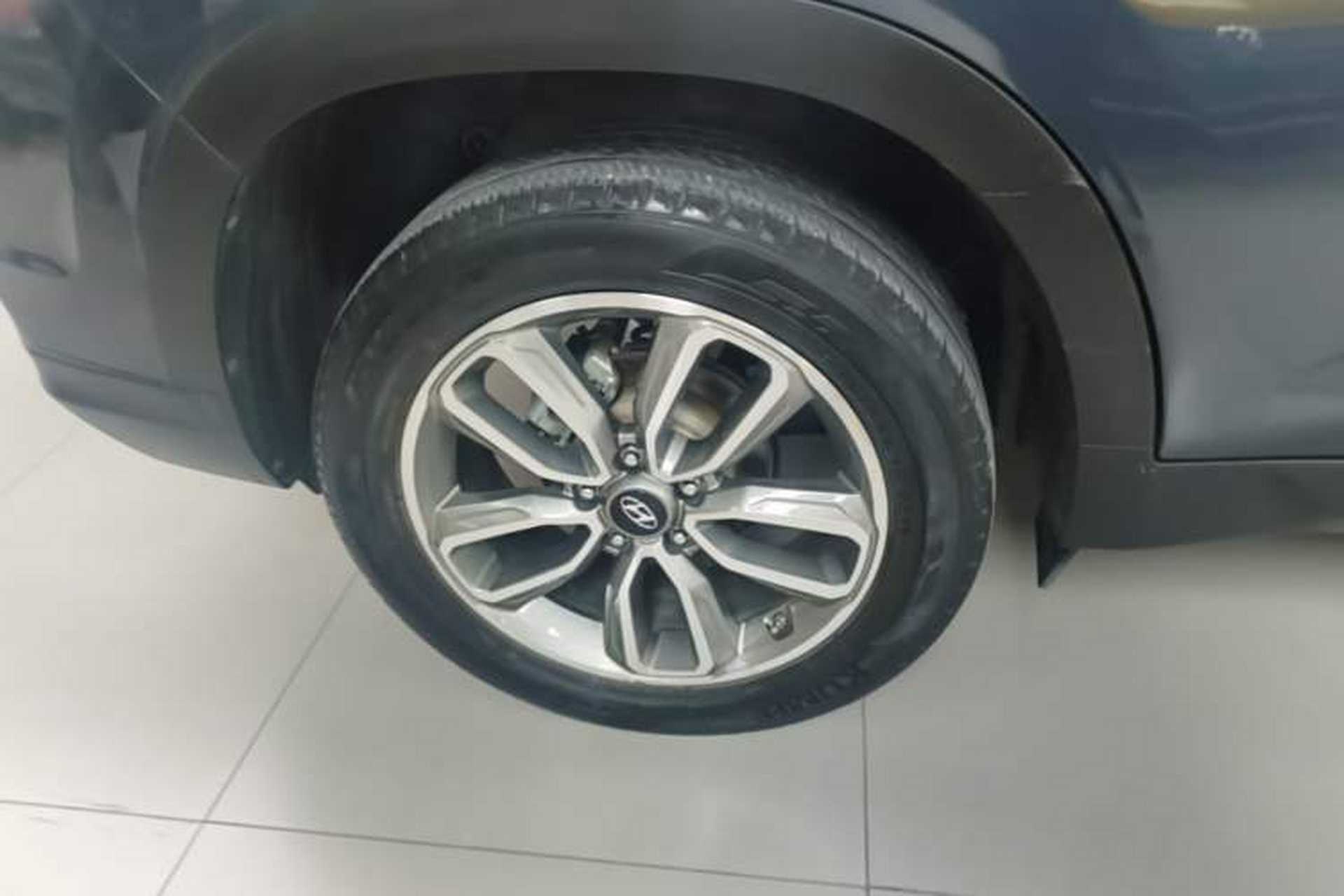 Used Hyundai ix35 2019 2.0L Automatic 2WD Zhiyong·Changxiang Edition China VI Standard Exterior 5