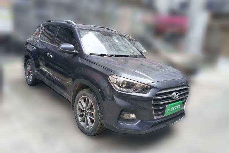 Used Hyundai ix35 2019 2.0L Automatic 2WD Zhiyong·Changxiang Edition China VI Standard Front Right 45 Deg