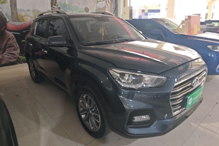Used Hyundai ix35 2019 2.0L Automatic 2WD Zhiyong·Changxiang Edition China VI Standard Front Right 45 Deg