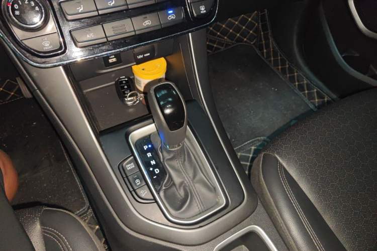 Used Hyundai ix35 2019 2.0L Automatic 2WD Zhiyong·Changxiang Edition China VI Standard Gear Lever
