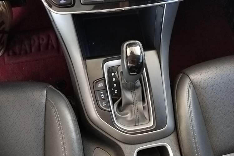 Used Hyundai ix35 2019 2.0L Automatic 2WD Zhiyong·Changxiang Edition China V Standard Gear Lever